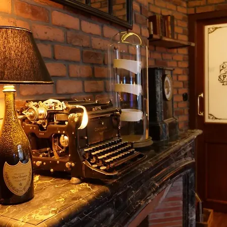 Apartment 35 Speakeasy - Ambiance Pub Centre Avec Parking Reims