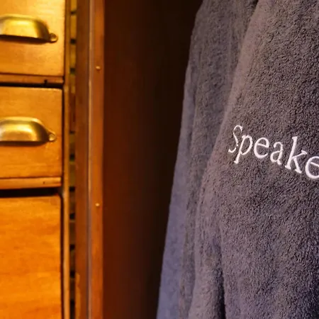 35 Speakeasy - Ambiance Pub Centre Avec Parking Apartment Reims